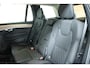 Volvo XC90 T8 Plug-in hybrid AWD Ultra Bright | Demo Deal | Panoramadak | Google infotainment | Stoelverwarming | Stuurwielverwarming | Parkeerverwarming | 7-zitplaatsen | Luchtvering | Volvo Guard Alarm | Parkeersensoren voor + achter | 360° Parkeercamera