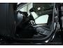Volvo XC90 T8 Plug-in hybrid AWD Ultra Bright | Demo Deal | Panoramadak | Google infotainment | Stoelverwarming | Stuurwielverwarming | Parkeerverwarming | 7-zitplaatsen | Luchtvering | Volvo Guard Alarm | Parkeersensoren voor + achter | 360° Parkeercamera