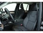 Volvo XC90 T8 Plug-in hybrid AWD Ultra Bright | Demo Deal | Panoramadak | Google infotainment | Stoelverwarming | Stuurwielverwarming | Parkeerverwarming | 7-zitplaatsen | Luchtvering | Volvo Guard Alarm | Parkeersensoren voor + achter | 360° Parkeercamera