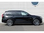 Volvo XC90 T8 Plug-in hybrid AWD Ultra Dark Executive Edition | Demo Deal | Achterbank in delen neerklapbaar | Achterbank verwarmd | Apple Carplay & Android Auto | Cruise control adaptief met Stop&Go en stuurhulp | Elektrisch glazen panorama-dak | Elektrisch verstelbaar bestuurders- en passagiersstoel met geheugen | Houtafwerking interieur | Rondomzicht camera | Geluidssysteem Harman Kardon