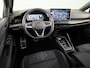 Volkswagen Golf variant R-Line-Edition 1.5 eTSI 85 kW 116 pk Automaat (DSG) | Verlengde garantie | Navigatie | Panoramadak | Parkeersensoren | Rondomzicht camera | Black Style pakket | R-Line |