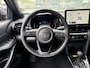 Toyota Yaris Cross 1.5 Hybrid 130 Dynamic | Dodehoekdetectie | Stuur- stoel en voorruitverwarming | Achteruitrijcamera met sensoren voor en achter | NIEUW!