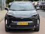 Toyota Yaris Cross 1.5 Hybrid 130 Dynamic | Dodehoekdetectie | Stuur- stoel en voorruitverwarming | Achteruitrijcamera met sensoren voor en achter | NIEUW!