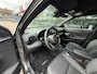 Toyota Yaris Cross 1.5 Hybrid 130 Dynamic | Dodehoekdetectie | Stuur- stoel en voorruitverwarming | Achteruitrijcamera met sensoren voor en achter | NIEUW!