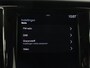 Volvo V60 2.0 B3 Momentum | Trekhaak | Stoelverwarming | Adaptive cruise | Carplay | Stuurverwarming | Full LED | Digital Cockpit | Parkeerhulp | 17'' | Bluetooth | Climate control