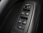 Volvo V60 2.0 B3 Momentum | Trekhaak | Stoelverwarming | Adaptive cruise | Carplay | Stuurverwarming | Full LED | Digital Cockpit | Parkeerhulp | 17'' | Bluetooth | Climate control