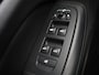 Volvo V60 2.0 B3 Momentum | Trekhaak | Stoelverwarming | Adaptive cruise | Carplay | Stuurverwarming | Full LED | Digital Cockpit | Parkeerhulp | 17'' | Bluetooth | Climate control