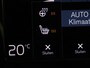 Volvo V60 2.0 B3 Momentum | Trekhaak | Stoelverwarming | Adaptive cruise | Carplay | Stuurverwarming | Full LED | Digital Cockpit | Parkeerhulp | 17'' | Bluetooth | Climate control