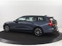 Volvo V60 2.0 B3 Momentum | Trekhaak | Stoelverwarming | Adaptive cruise | Carplay | Stuurverwarming | Full LED | Digital Cockpit | Parkeerhulp | 17'' | Bluetooth | Climate control