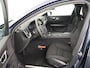 Volvo V60 2.0 B3 Momentum | Trekhaak | Stoelverwarming | Adaptive cruise | Carplay | Stuurverwarming | Full LED | Digital Cockpit | Parkeerhulp | 17'' | Bluetooth | Climate control