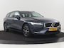 Volvo V60 2.0 B3 Momentum | Trekhaak | Stoelverwarming | Adaptive cruise | Carplay | Stuurverwarming | Full LED | Digital Cockpit | Parkeerhulp | 17'' | Bluetooth | Climate control