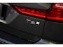 Volvo V60 2.0 T6 Plug-in hybrid AWD Ultra Dark | Sportstoelen | Schuif-/Kanteldak | Full-LED | Adaptieve Cruise Control | Head-Up Display | Stoelverwarming Voor en Achter | 19" | Getint Glas | Harman Kardon Audio | BLIS |