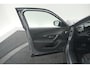 Peugeot e-2008 EV Allure 50 kWh | SOH=96.7 % | 3 Fase Laadfunctie | Camera | Navigatie | Parkeersensoren | Apple Carplay