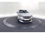 Peugeot e-2008 EV Allure 50 kWh | SOH=96.7 % | 3 Fase Laadfunctie | Camera | Navigatie | Parkeersensoren | Apple Carplay