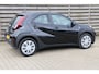Toyota Aygo X 1.0 VVT-i MT Play / Airco / Cruise / Apple carplay / Android auto / Camera