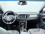 Kia Niro Hybrid 1.6 GDi DynamicLine - Cruise Control - Lichtmetalen Velgen - Navigatie - Climate Control - Apple/Android Carplay - Virena Zekerheidspakket €895
