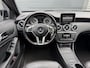 Mercedes-Benz A-klasse 180 AMG | Panoramadak | Camera | Navigatie | Privacy Glass | Stoelverwarming |