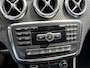 Mercedes-Benz A-klasse 180 AMG | Panoramadak | Camera | Navigatie | Privacy Glass | Stoelverwarming |