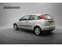 Ford Focus 1.6 16V Trend Automaat - Airco, Trekhaak