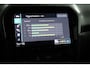 Suzuki Vitara 1.5 Hybrid Select | Climate control | Cruise control Adaptive | Navigatie | Apple carplay, Android auto | stoelverwarming | Parkeersensoren achter |