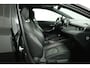 Toyota Corolla Touring Sports 2.0 Hybrid Premium | Adaptive Cruise Control | Panoramadak | Trekhaak | Lederen Bekleding |