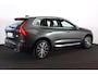 Volvo XC60 Recharge T8 AWD R-Design - Panorama/schuifdak - IntelliSafe Assist & Surround - 360º Camera - Adaptieve LED koplampen - Verwarmde voorstoelen & stuur - Parkeersensoren voor & achter - Elektr. bedienb. bestuurdersstoel met geheugen - Inklapbare trekhaak - 19' LMV