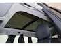 Volvo XC60 Recharge T8 AWD R-Design - Panorama/schuifdak - IntelliSafe Assist & Surround - 360º Camera - Adaptieve LED koplampen - Verwarmde voorstoelen & stuur - Parkeersensoren voor & achter - Elektr. bedienb. bestuurdersstoel met geheugen - Inklapbare trekhaak - 19' LMV