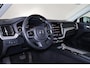 Volvo XC60 Recharge T8 AWD R-Design - Panorama/schuifdak - IntelliSafe Assist & Surround - 360º Camera - Adaptieve LED koplampen - Verwarmde voorstoelen & stuur - Parkeersensoren voor & achter - Elektr. bedienb. bestuurdersstoel met geheugen - Inklapbare trekhaak - 19' LMV