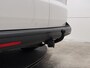 Volkswagen Transporter 2.0 TDI L2H1 28 | Trekhaak | Camera | Parkeerhulp | Versterkte Vering | Laadruimte Betimmering | Carplay |