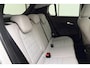 Fiat 600 1.2 Hybrid La Prima | Camera | Elektrische achterklep | 18'' lichtmetalen velgen | Lederen bekleding | Stoelmassage