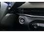 Fiat 600 1.2 Hybrid La Prima | Camera | Elektrische achterklep | 18'' lichtmetalen velgen | Lederen bekleding | Stoelmassage