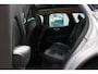 Volvo XC60 T6 Plug-in hybrid AWD Plus Dark | Verwarmbare voorstoelen + achterbank | Apple carplay/Android auto | Verwarmbaar stuurwiel | 19 inch Lichtmetalen velgen | 360 graden camera | Elektrisch verstelbare stoelen met memory | Blind spot | Keyless-entry | Trekhaak