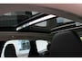 Volvo XC60 T6 Plug-in hybrid AWD Plus Dark | Verwarmbare voorstoelen + achterbank | Apple carplay/Android auto | Verwarmbaar stuurwiel | 19 inch Lichtmetalen velgen | 360 graden camera | Elektrisch verstelbare stoelen met memory | Blind spot | Keyless-entry | Trekhaak
