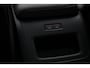 Volvo XC60 T6 Plug-in hybrid AWD Plus Dark | Verwarmbare voorstoelen + achterbank | Apple carplay/Android auto | Verwarmbaar stuurwiel | 19 inch Lichtmetalen velgen | 360 graden camera | Elektrisch verstelbare stoelen met memory | Blind spot | Keyless-entry | Trekhaak