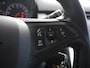 Opel Corsa 1.4 Favourite | Navigatie | Airco | Lichtmetalen velgen | Trekhaak | Parkeersensoren achter | 5 deurs | Cruise control