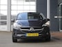 Opel Corsa 1.4 Favourite | Navigatie | Airco | Lichtmetalen velgen | Trekhaak | Parkeersensoren achter | 5 deurs | Cruise control