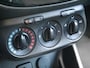 Opel Corsa 1.4 Favourite | Navigatie | Airco | Lichtmetalen velgen | Trekhaak | Parkeersensoren achter | 5 deurs | Cruise control