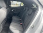 Peugeot e-2008 EV GT Avantage 54 kWh | Camera | elektrisch verstelbare stoelen | stoelverwarming | Adaptieve cruise control | 3D cockpit
