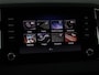 Skoda Karoq 1.5 TSI Sportline | Panoramadak | Stoelverwarming | Adaptive cruise | Camera | Sportstoelen | Virtual Cockpit | Navigatie | Sfeerverlichting | Full LED | 18'' | Keyless | Climate control