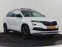 Skoda Karoq 1.5 TSI Sportline | Panoramadak | Stoelverwarming | Adaptive cruise | Camera | Sportstoelen | Virtual Cockpit | Navigatie | Sfeerverlichting | Full LED | 18'' | Keyless | Climate control