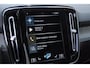 Volvo XC40 T5 272PK Automaat Plug-in hybrid Inscription Elektrische stoelen / Trekhaak / Panoramadak / Polestar tuning / Lederen bekleding / Adaptieve cruise control / Parkeersensoren met 360 camera / Harman Kardon audio / Mistlampen / Stoel - en stuurwielverwarming