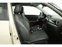 Suzuki Vitara 1.4 Boosterjet Smart Hybrid Special Edition | Cliamet control | Cruise control adaptive | zwarte lichtmetalen velgen | Oranje Stiksels | Apple carplay, Android auto | Stoelverwarming | Navigatie |