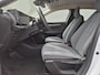 Renault Megane E-Tech EV40 Boost Charge Equilibre / SOH 99,86 / Dealer onderhouden / All season banden / CCS snelladen / Achteruitrijcamera / Navigatie via Apple Carplay of Android Auto / Cruise control / Draadloze telefoon lader /