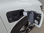 Renault Megane E-Tech EV40 Boost Charge Equilibre / SOH 99,86 / Dealer onderhouden / All season banden / CCS snelladen / Achteruitrijcamera / Navigatie via Apple Carplay of Android Auto / Cruise control / Draadloze telefoon lader /