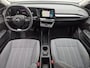 Renault Megane E-Tech EV40 Boost Charge Equilibre / SOH 99,86 / Dealer onderhouden / All season banden / CCS snelladen / Achteruitrijcamera / Navigatie via Apple Carplay of Android Auto / Cruise control / Draadloze telefoon lader /