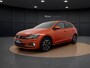 Volkswagen Polo 1.0 TSI | Stoelverwarming | Carplay | Parkeerhulp | Airco | Getint Glas |