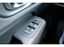 Volvo V60 2.0 T6 Plug-in hybrid AWD Plus Dark | Leder | Trekhaak | Achteruitrijcamera