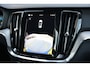 Volvo V60 2.0 T6 Plug-in hybrid AWD Plus Dark | Leder | Trekhaak | Achteruitrijcamera