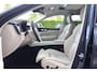 Volvo XC60 T6 Recharge AWD Ultimate Bright | Long Range | Stoelverwarmig | Trekhaak | 360° Camera | Leder | Pilot Assist | Keyless