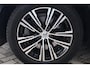 Volvo XC60 T6 Recharge AWD Ultimate Bright | Long Range | Stoelverwarmig | Trekhaak | 360° Camera | Leder | Pilot Assist | Keyless